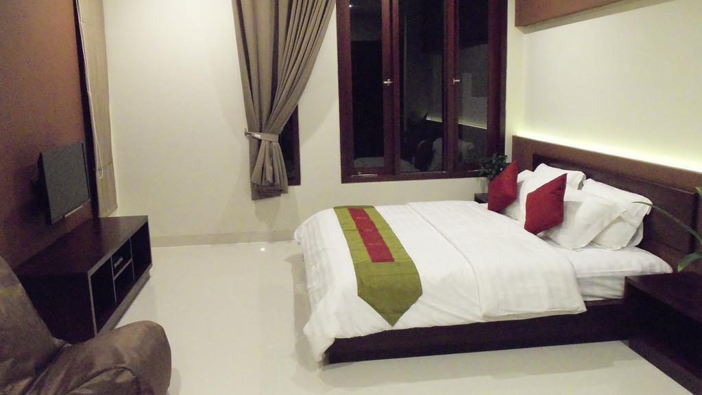 The Arnaya Villa Kuta  Room photo